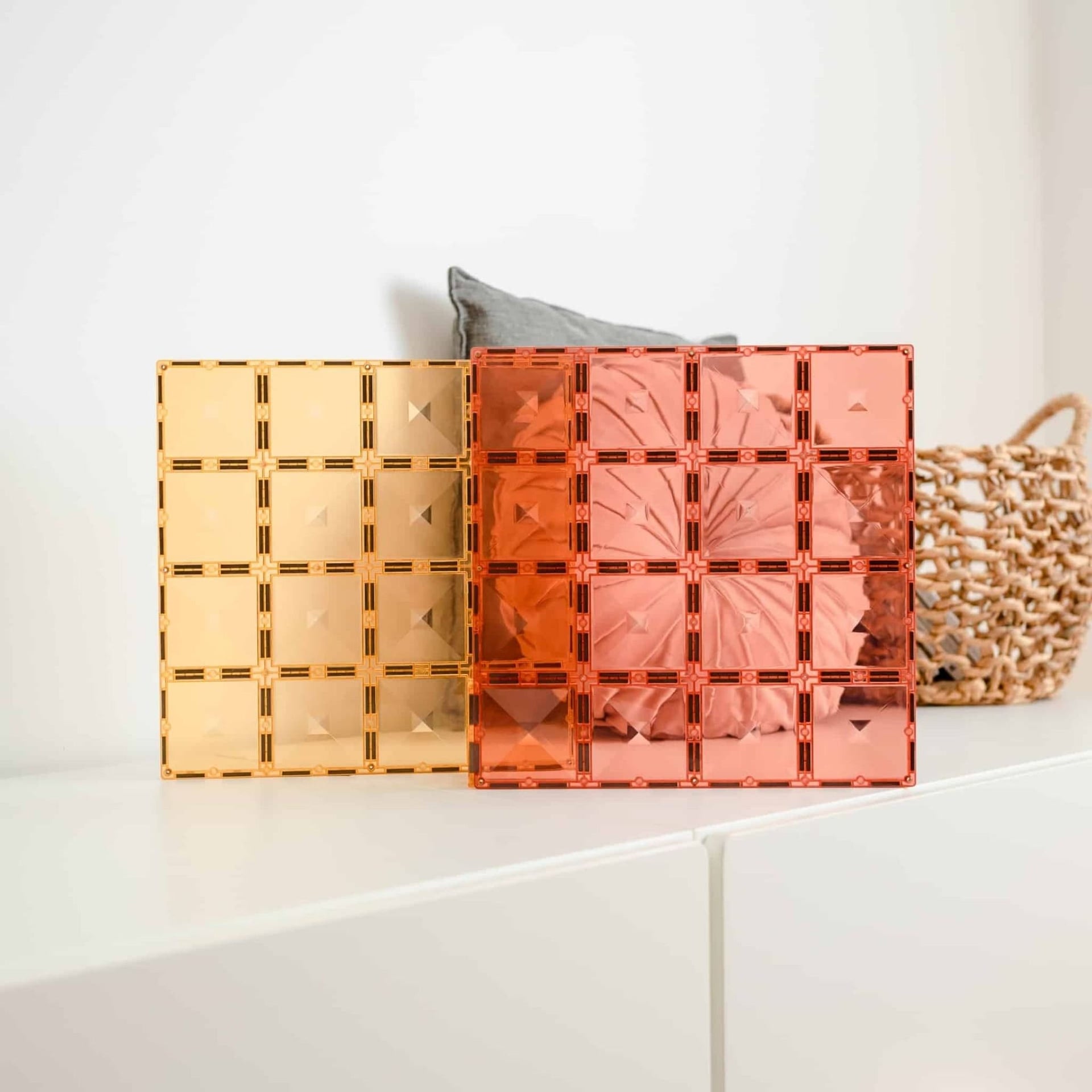 Connetix Magnetic Tiles 2 Piece Pastel Base Plate Pack - Lemon & Peach