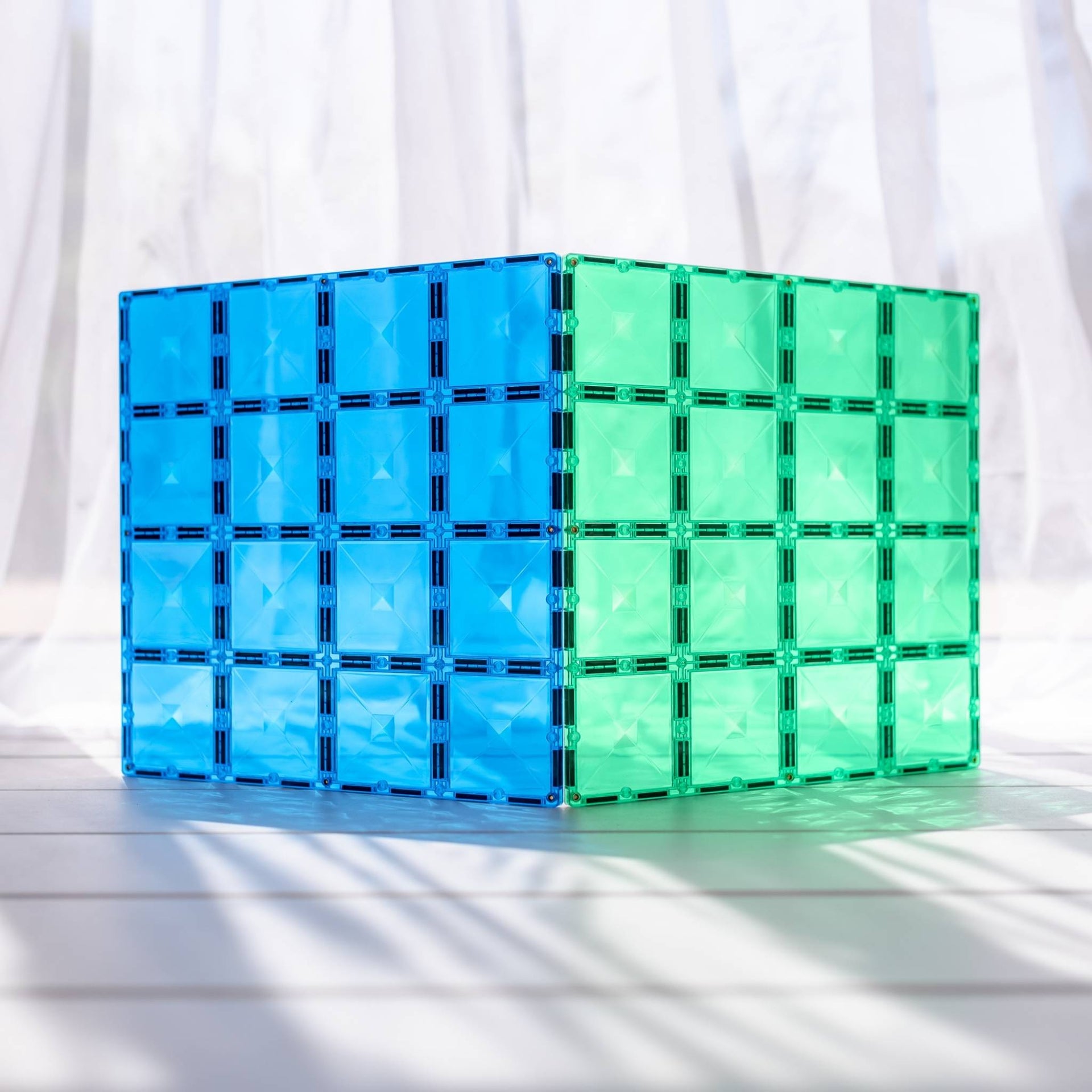 Connetix Magnetic Tiles 2 Piece Rainbow Base Plate Pack - Green & Blue