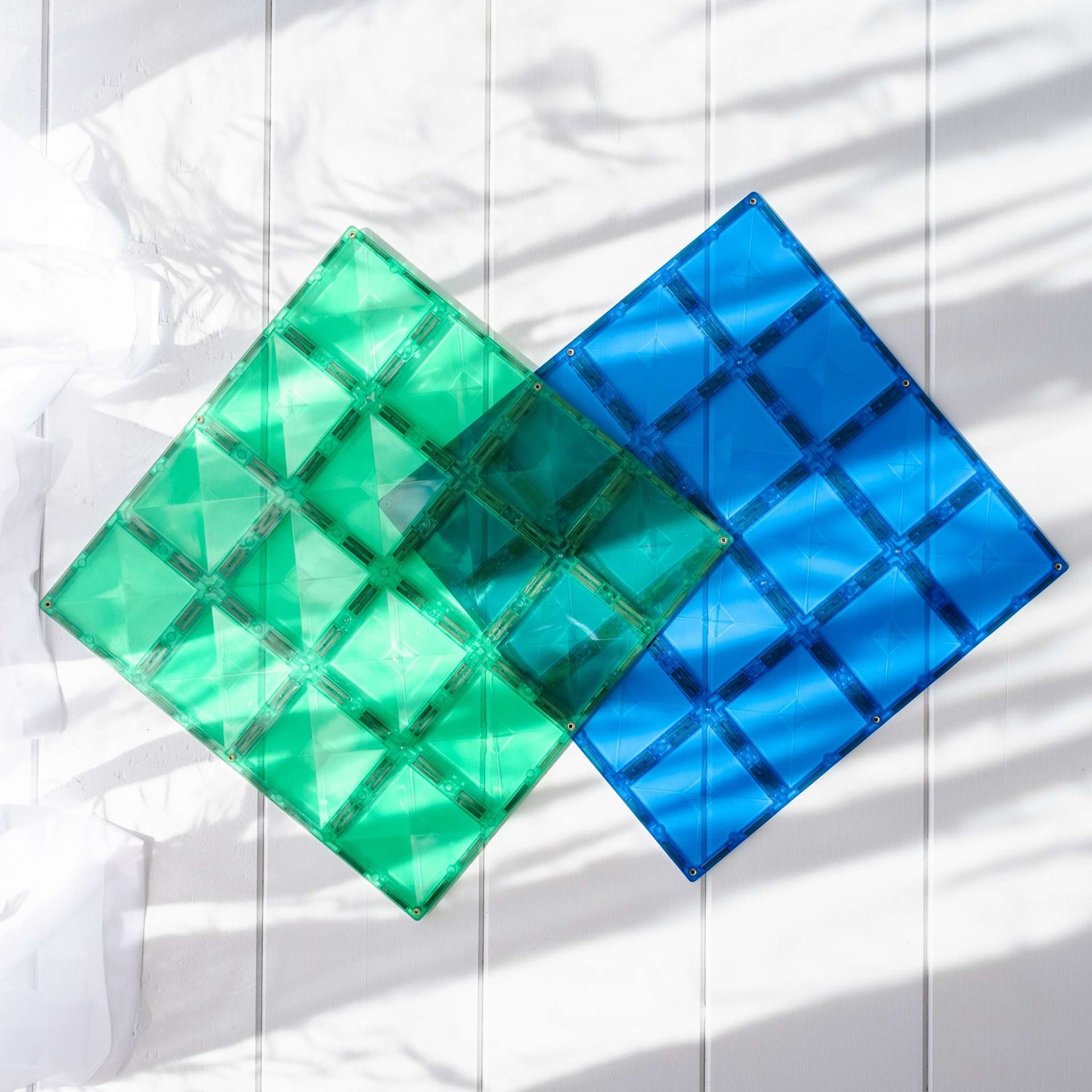 Connetix Magnetic Tiles 2 Piece Rainbow Base Plate Pack - Green & Blue