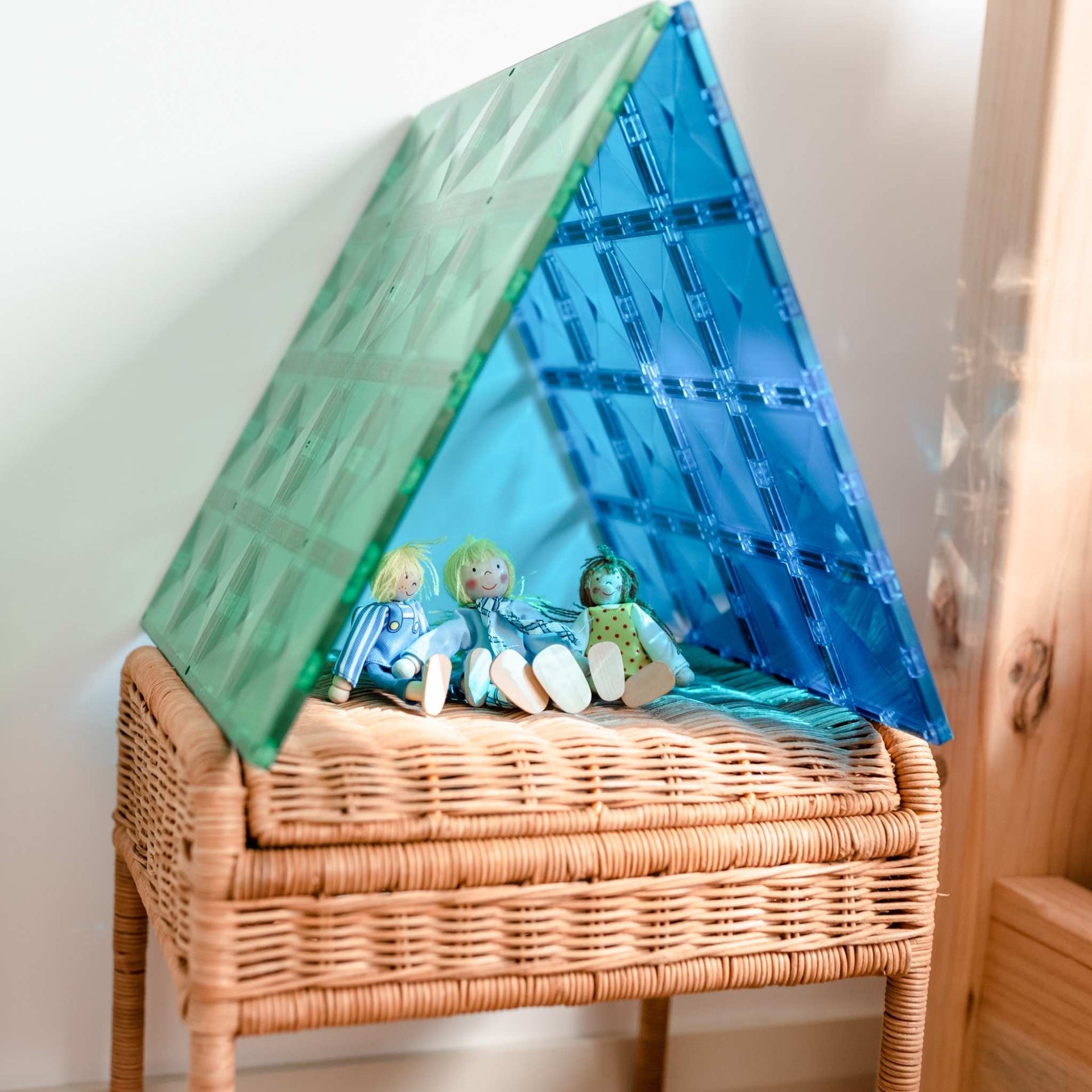 Connetix Magnetic Tiles 2 Piece Rainbow Base Plate Pack - Green & Blue