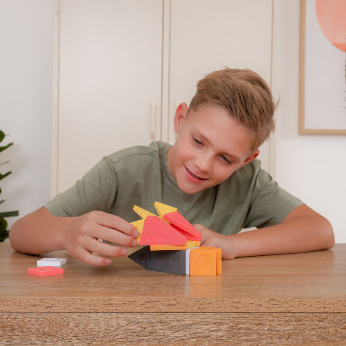 CONNETIX Magnetic Tiles 36 Piece Pro Build-It Creatures Set