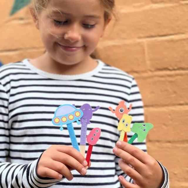 Cotton Twist Make Your Own Monster Space Puppets