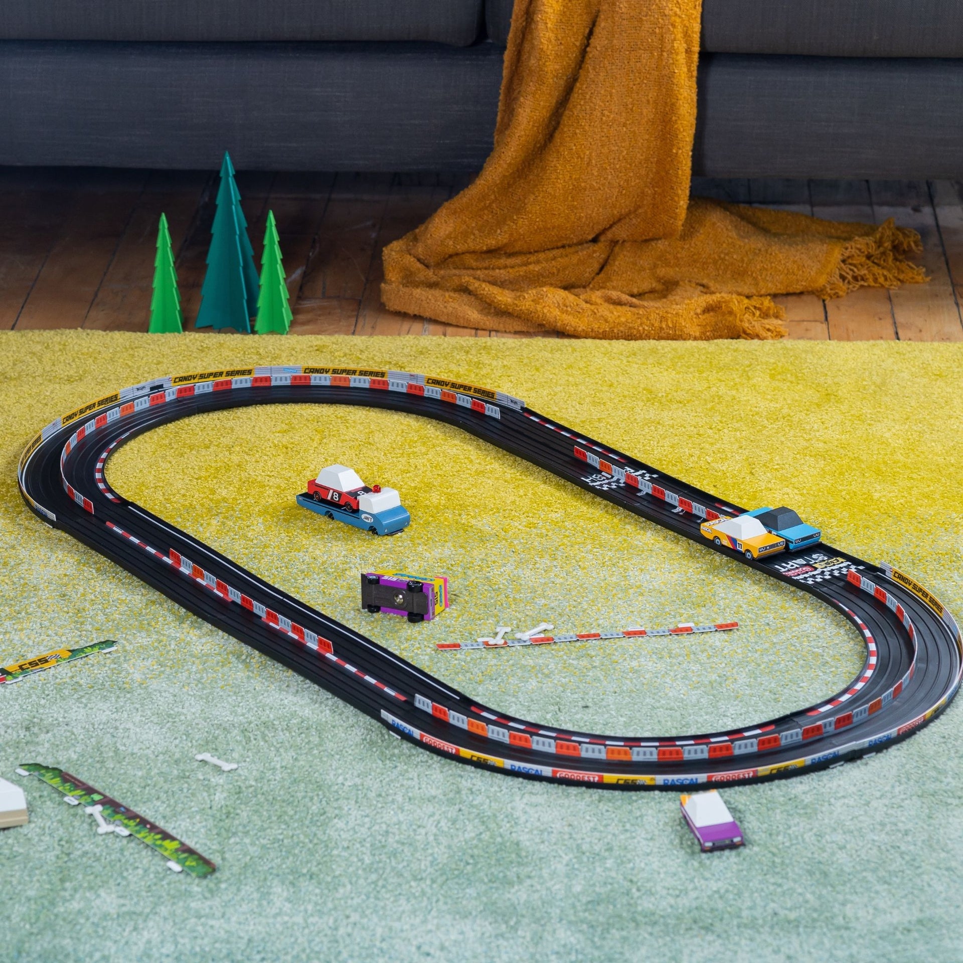 Candylab Roadworks Oval Speedway Playset