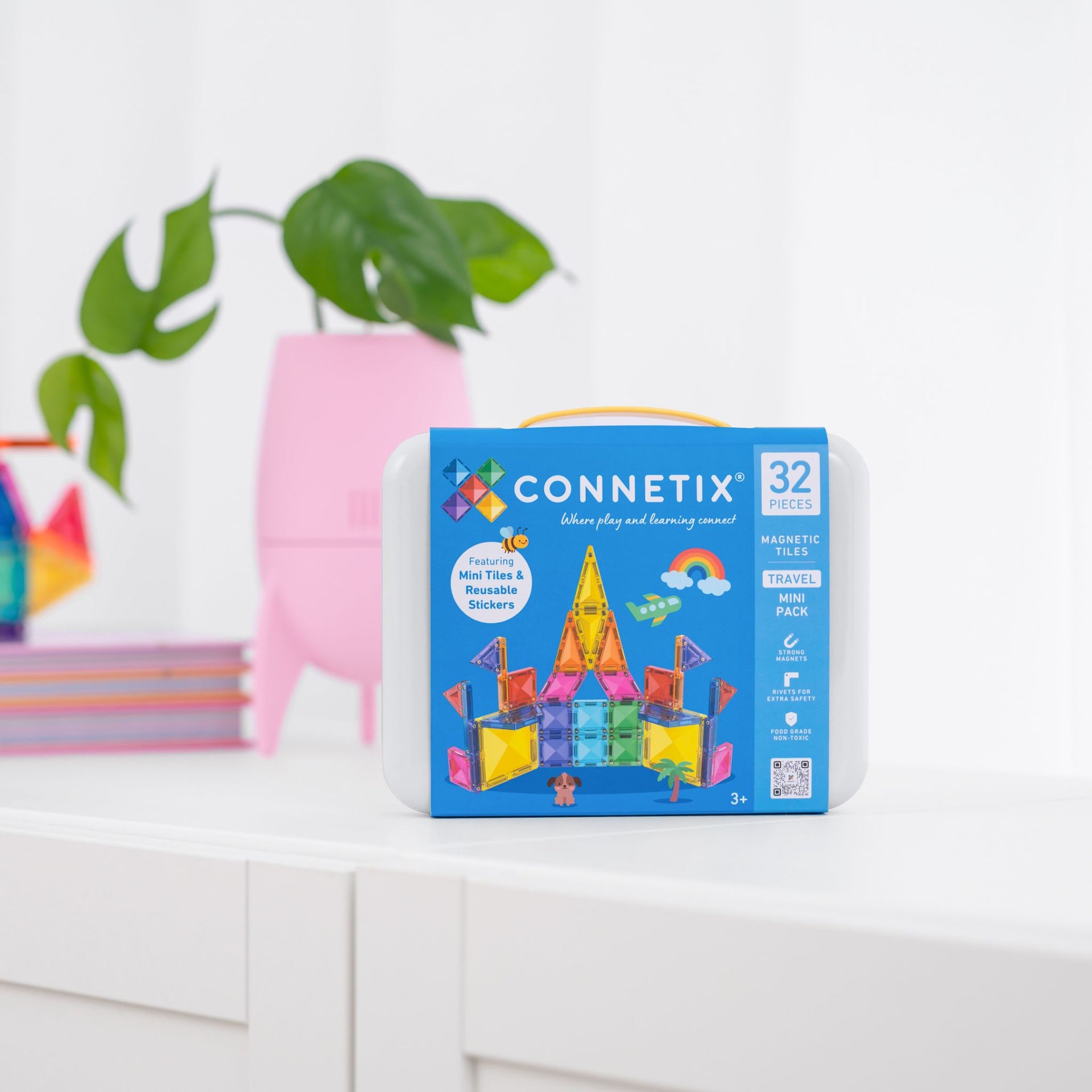 CONNETIX Magnetic Tiles 32 Piece Travel Mini Pack