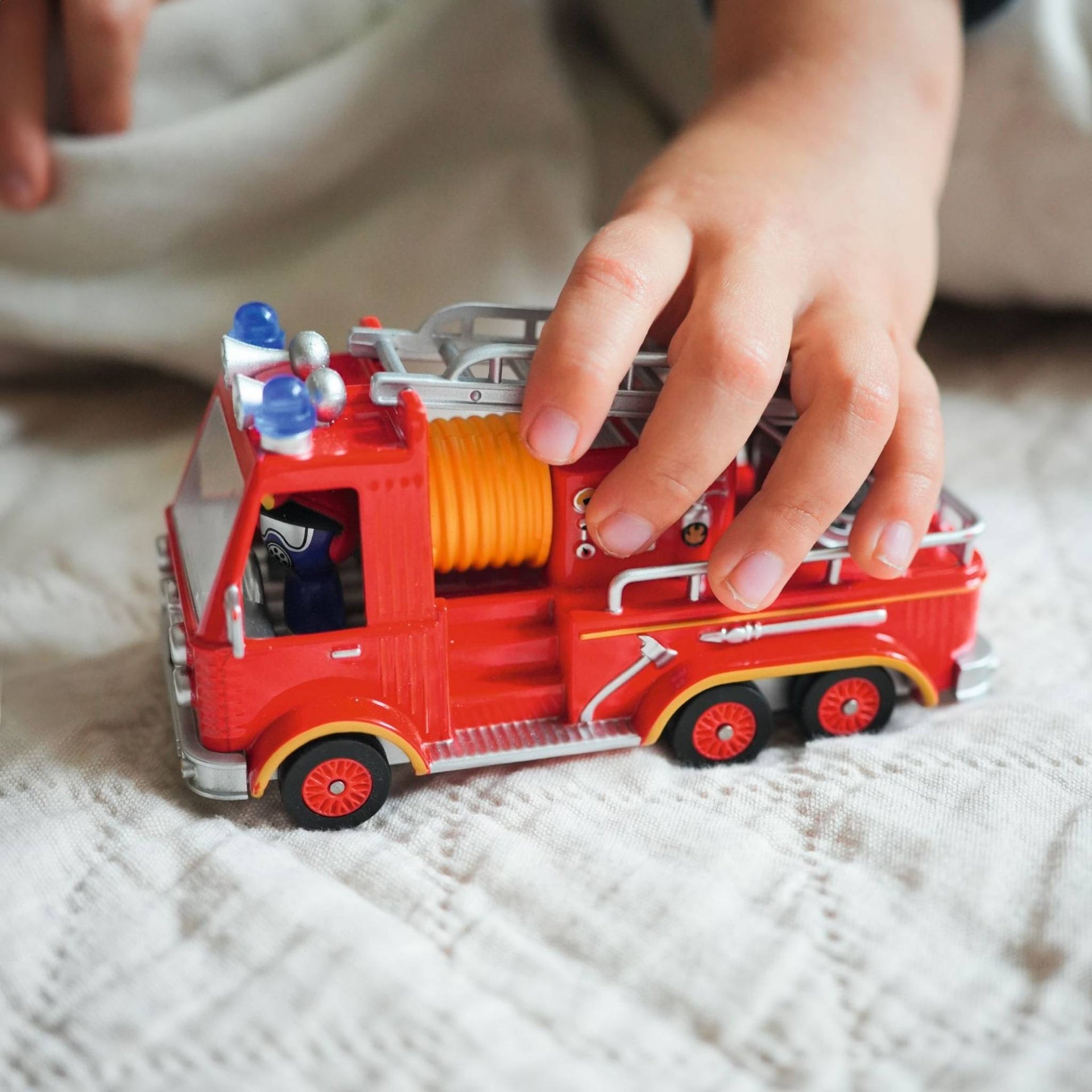 Djeco Crazy Motors Captain Fire Car