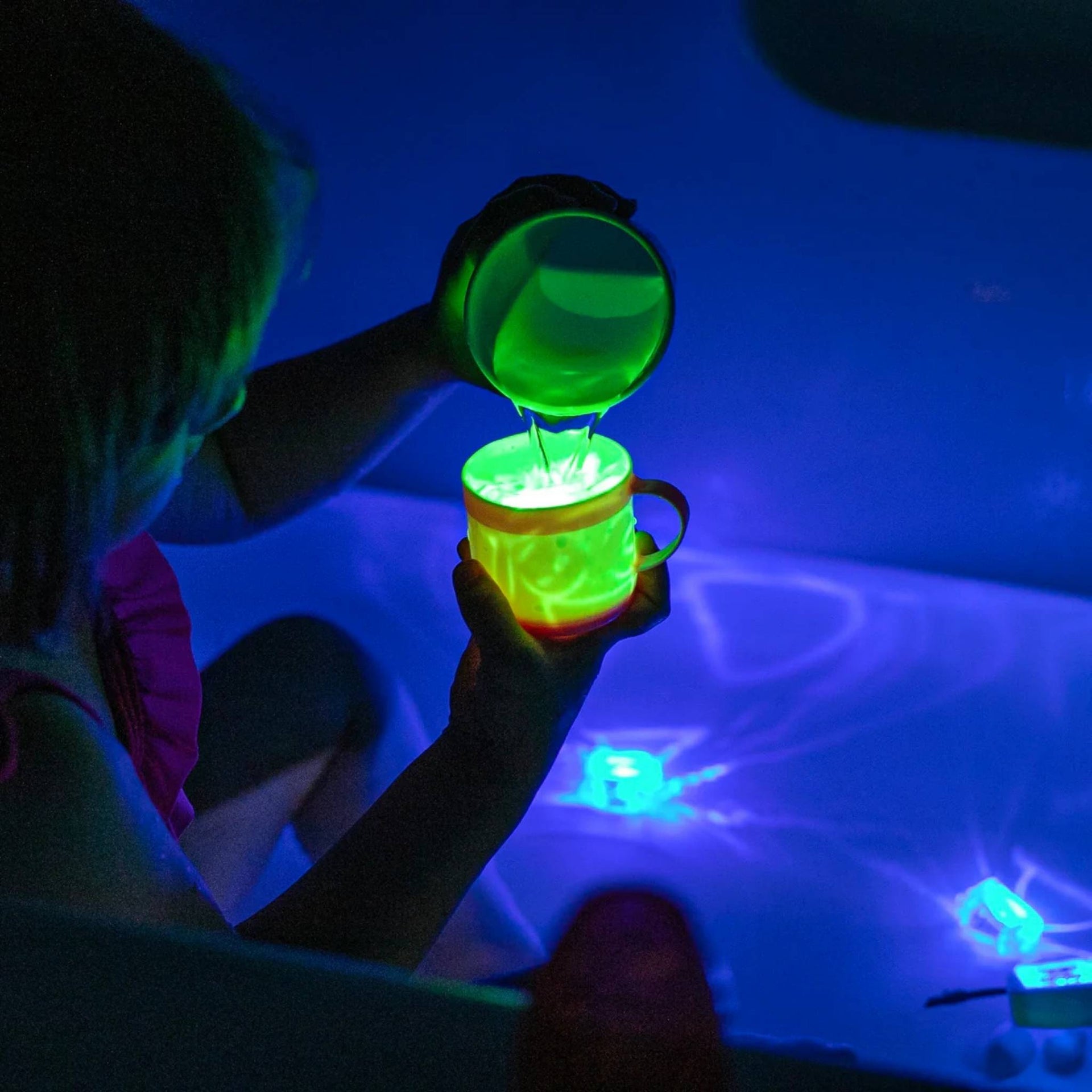 Glo Pals Light Up Character Pack - Green