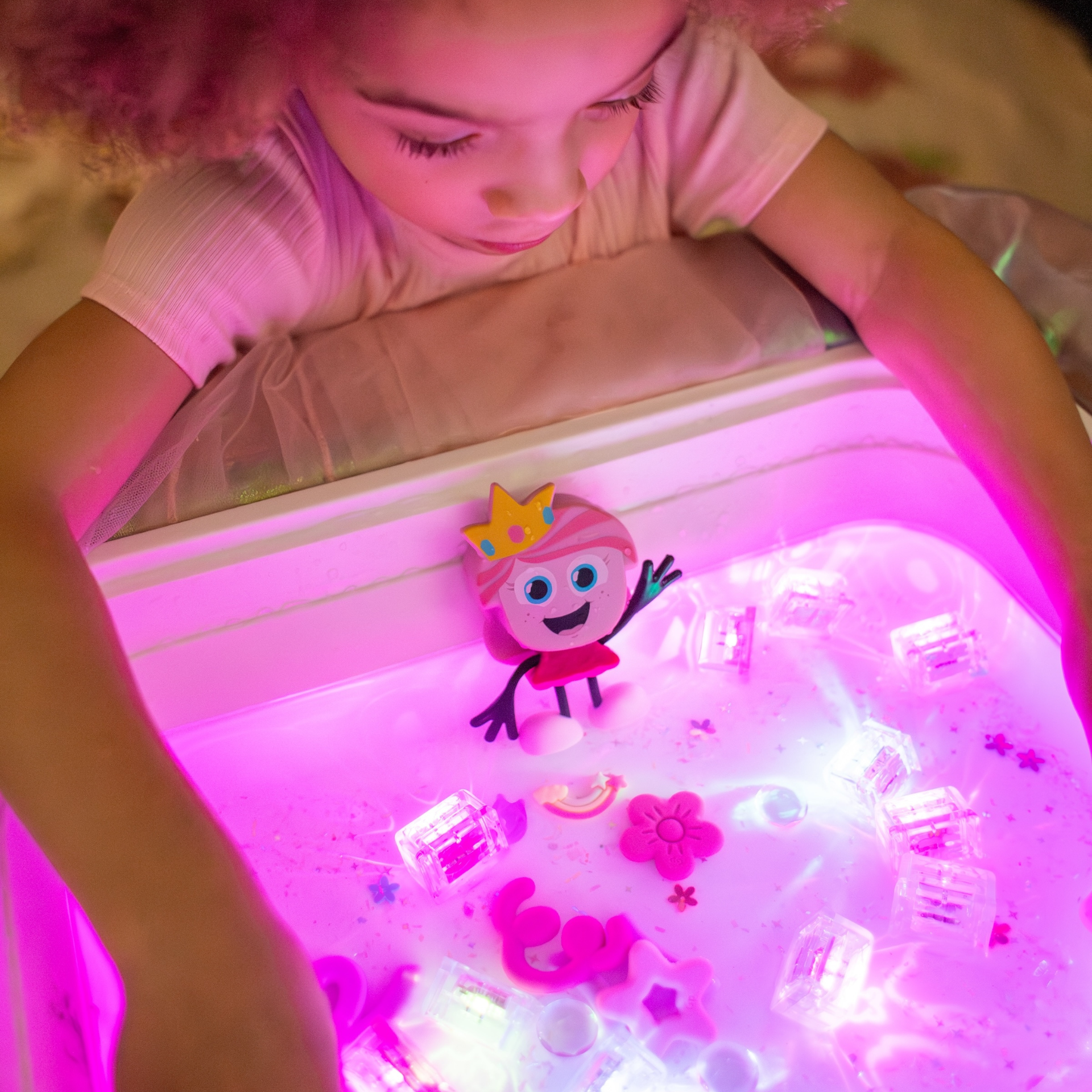 Glo Pals Light Up Character Pack - Pink