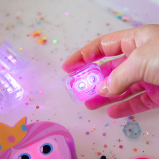 Glo Pals Light Up Cubes