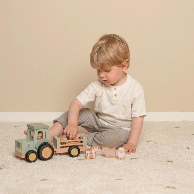 Little Dutch Tractor With Trailer
