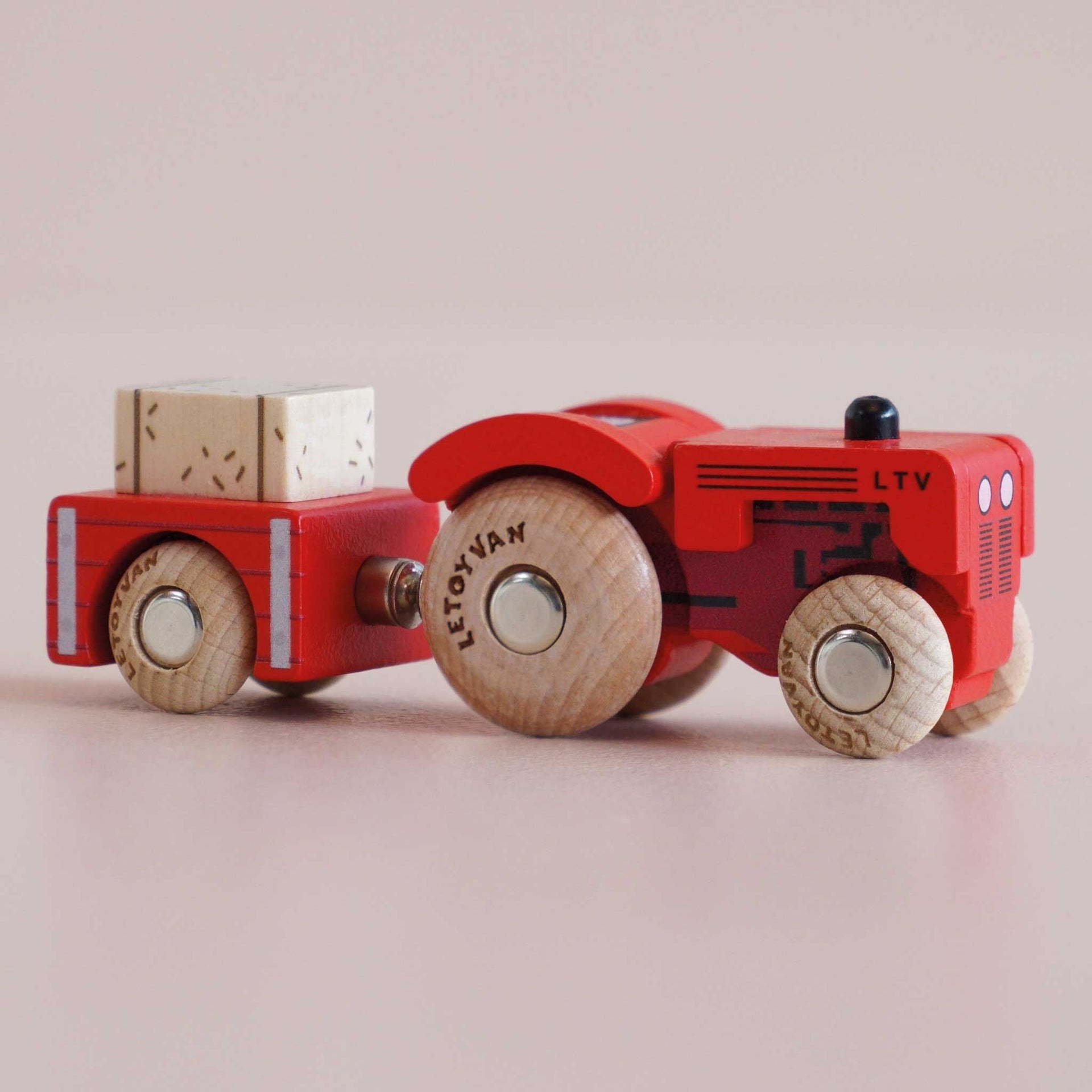 Le Toy Van Wooden Tractor - Tilly
