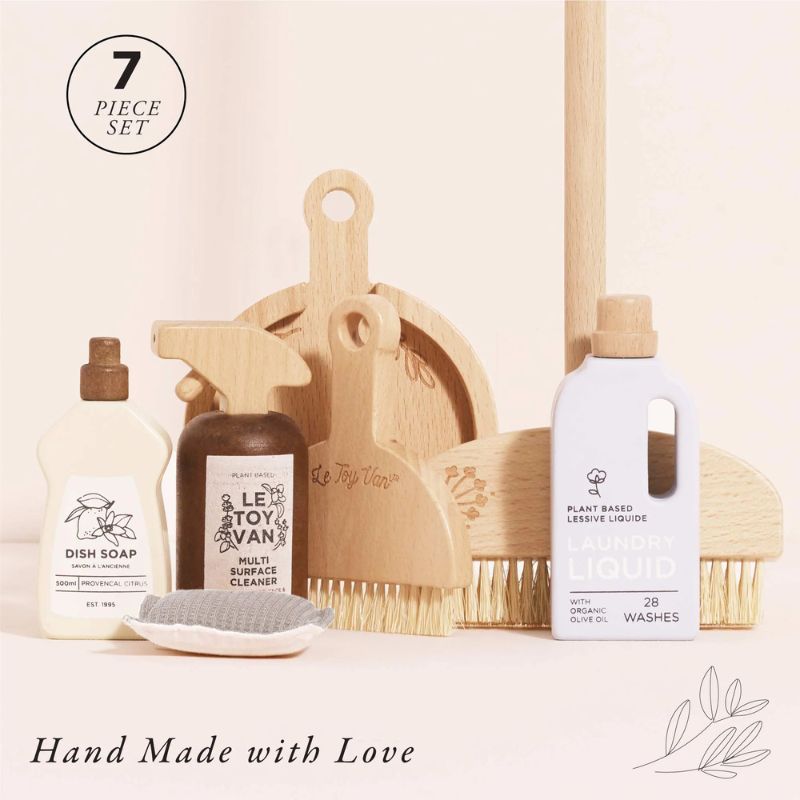 Le Toy Van Eco-Friendly Cleaning Set