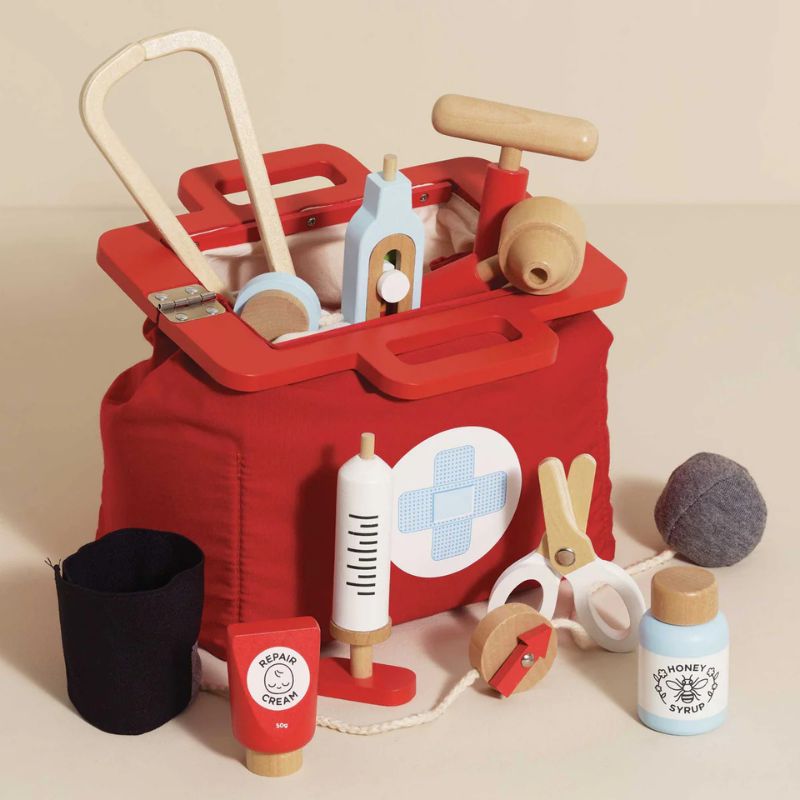 Le Toy Van Vintage Doctor Roleplay Wooden Kit
