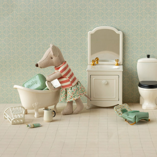 Maileg Big Sister Tricycle Mouse - Green