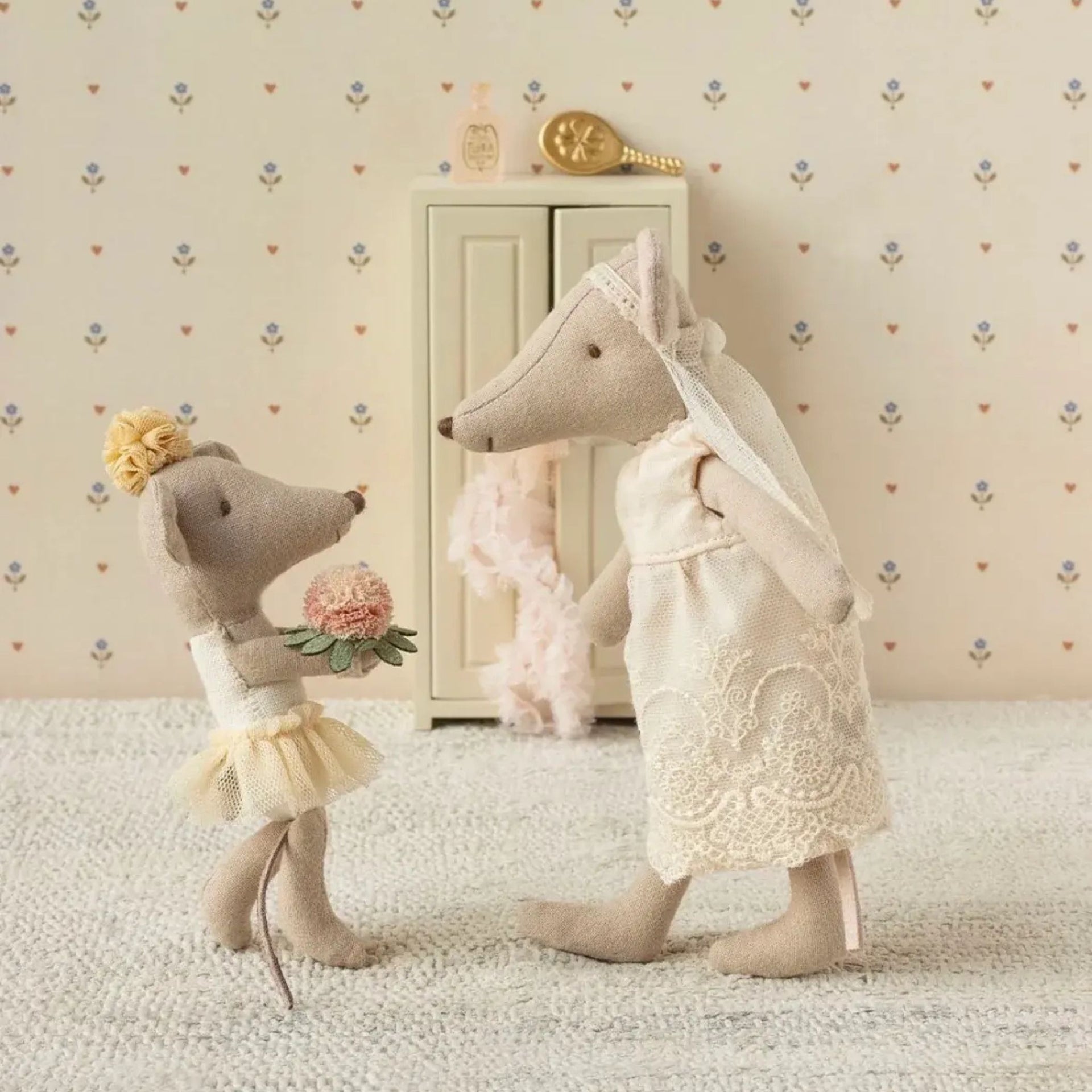Maileg Mum and Dad Wedding Mice Couple in Box