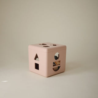 Mushie Shape Sorting Box - Petal