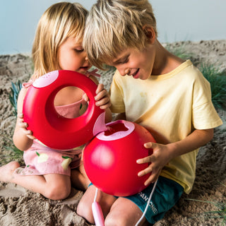 Quut Cana Watering Can Large - Cherry