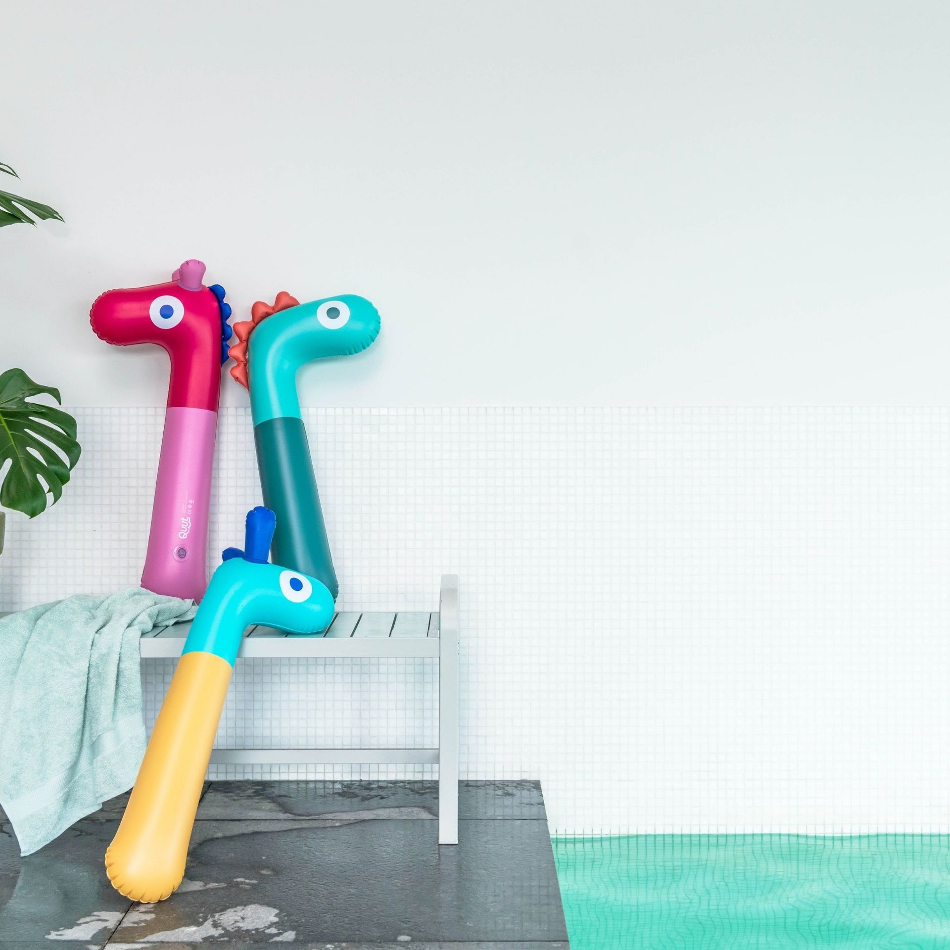 Quut Inflatable Noodle Friend - Dino