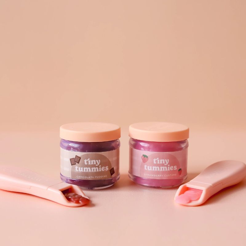 Tiny Harlow Tiny Tummies Strawberry Custard Food Jar & Spoon Set